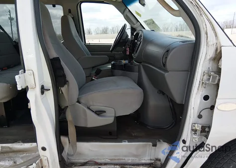 2007 Ford E-350 Super Duty Xl/Xlt z USA, uszkodzony, nr VIN 1FDSS31L07DA35990